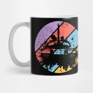 Retro Grunge Military Tank Pop Art – Distressed War Machine Tee Mug
